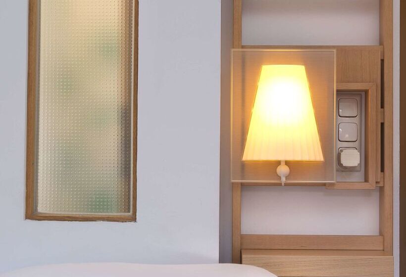 هتل Agneshof Nurnberg