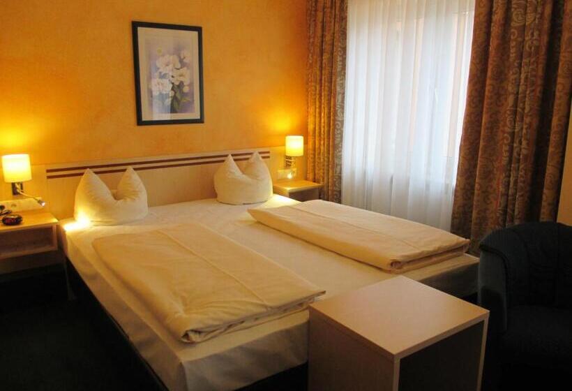 בית מלון כפרי Apollo Garni