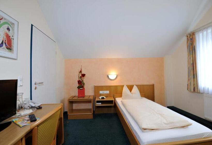 בית מלון כפרי Apollo Garni