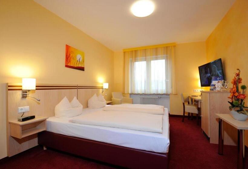 בית מלון כפרי Apollo Garni