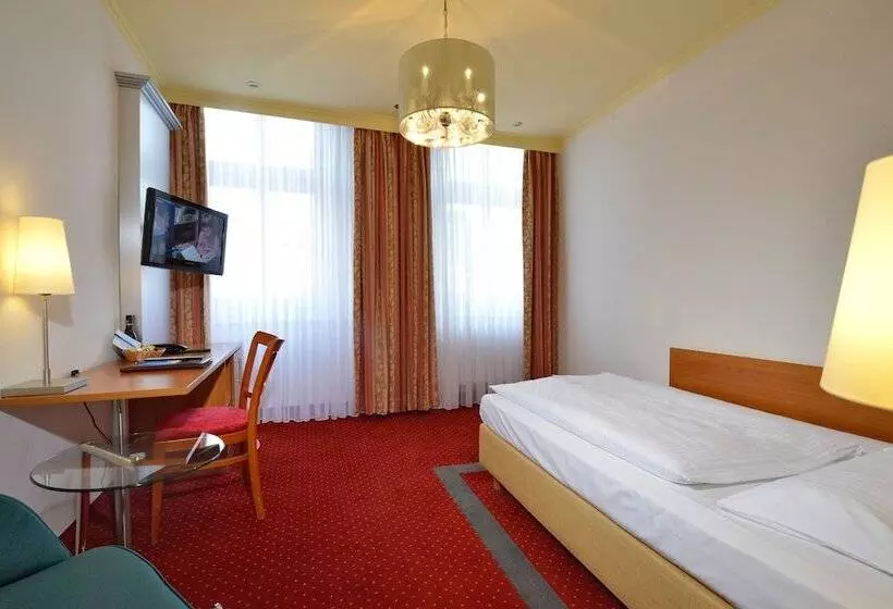 Отель Celler Hof