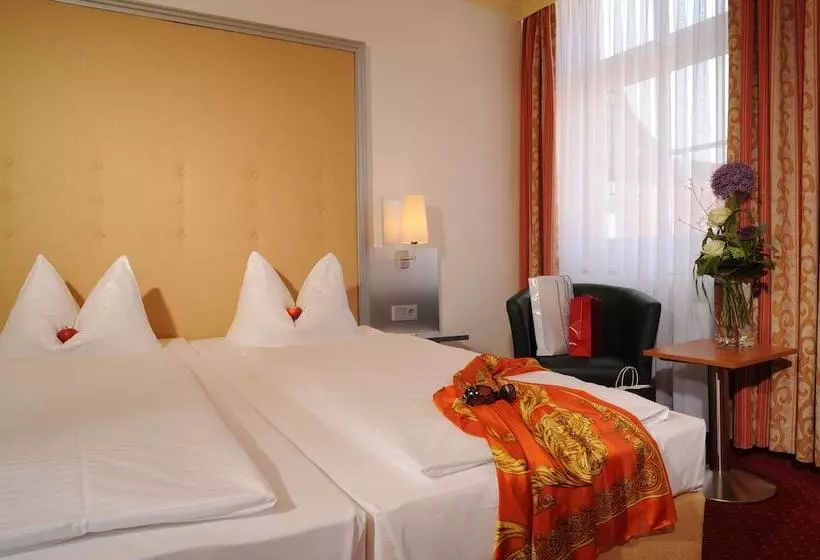 Отель Celler Hof