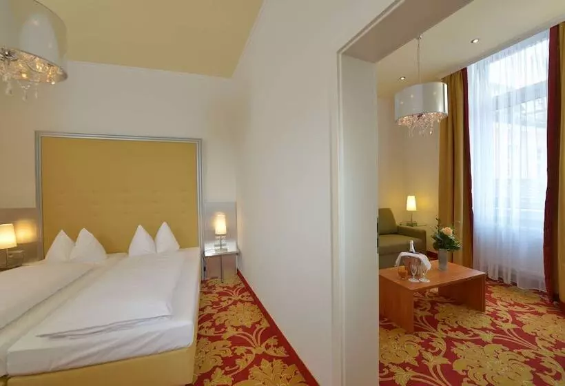 Отель Celler Hof