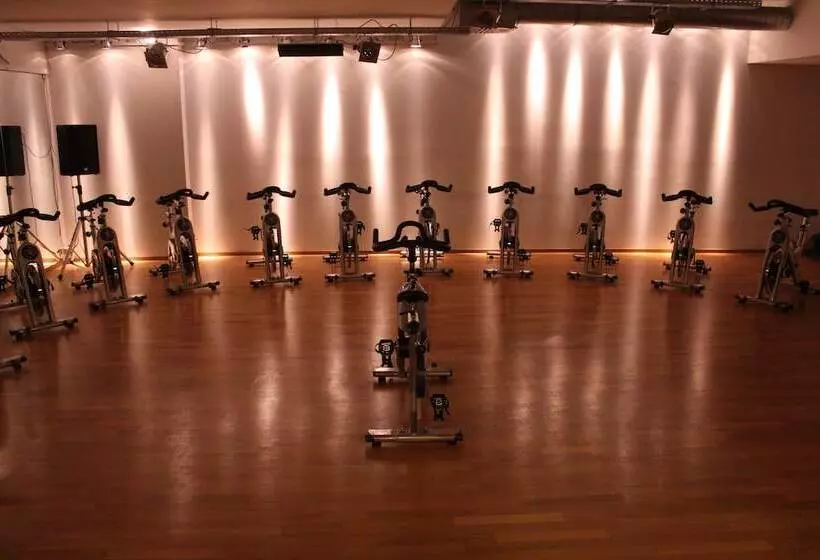 Отель Schwanen Stuttgart Airport/messe