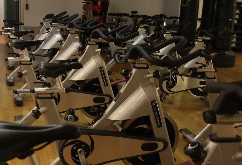 Отель Schwanen Stuttgart Airport/messe