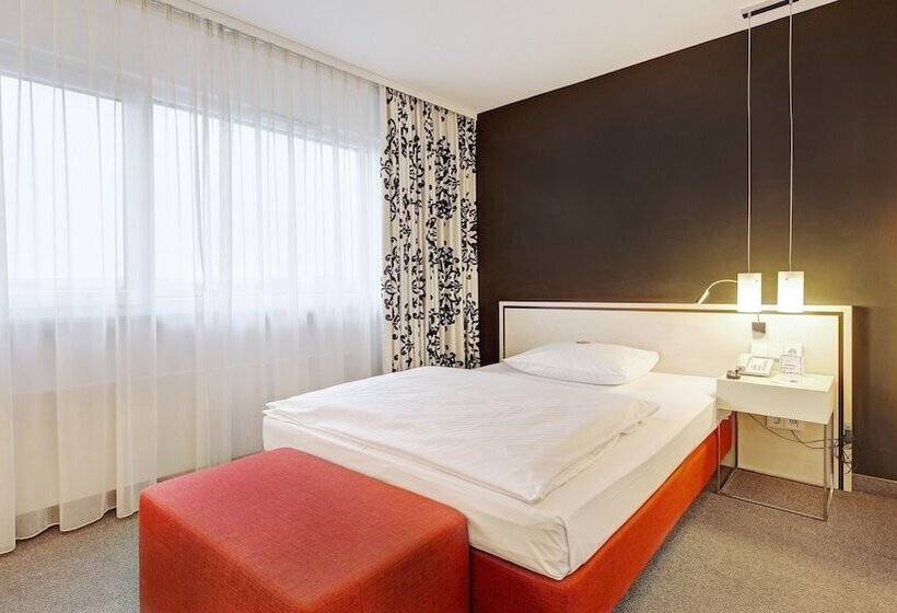 هتل Schwanen Stuttgart Airport/messe