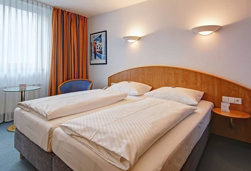 هتل Schwanen Stuttgart Airport/messe