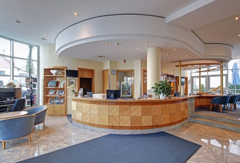 هتل Schwanen Stuttgart Airport/messe