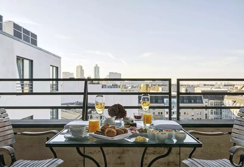 ホテル The Mandala Suites