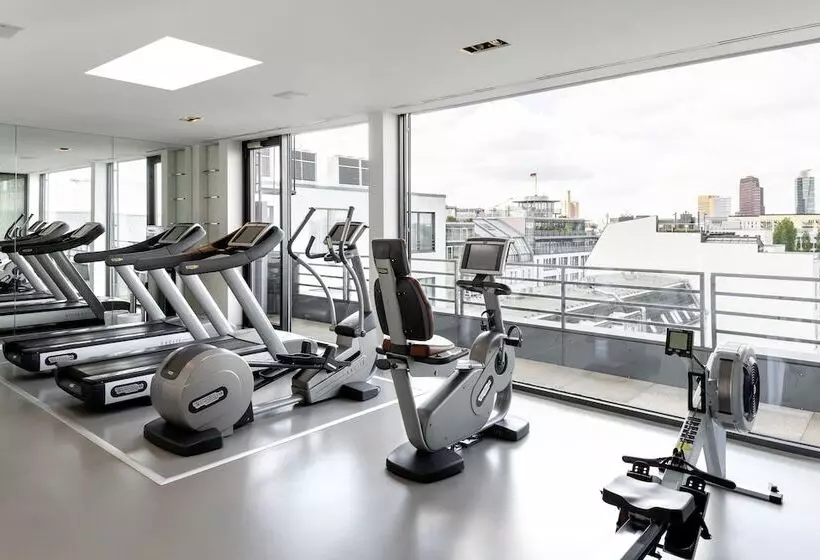 ホテル The Mandala Suites