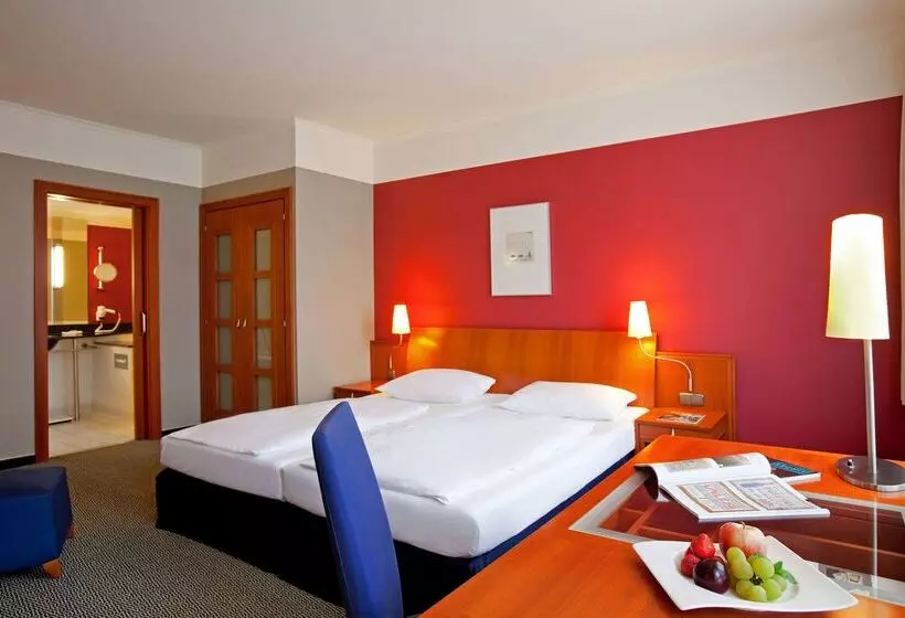 Отель Vienna House By Wyndham Sonne Rostock