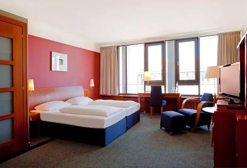 Отель Vienna House By Wyndham Sonne Rostock