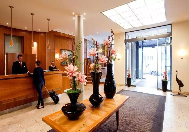 Отель Vienna House By Wyndham Sonne Rostock