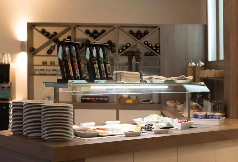 B&B HOTEL Krefeld-Süd