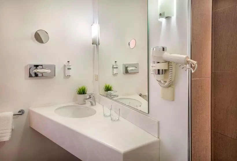 B&B HOTEL Krefeld-Süd