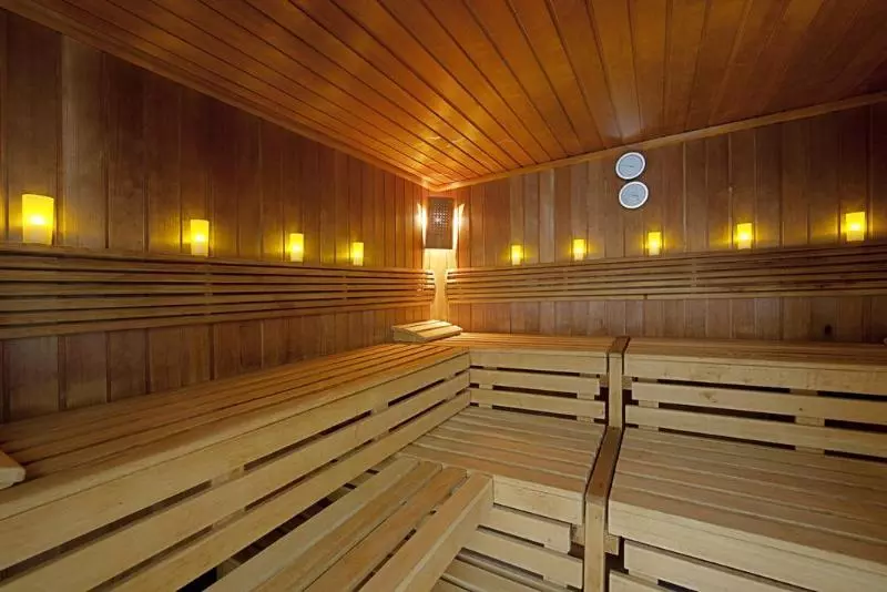 Отель Globana Airport