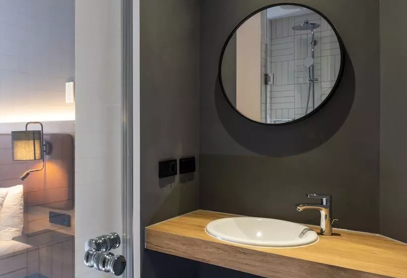 ホテル Four Ratingen Dusseldorf Airport