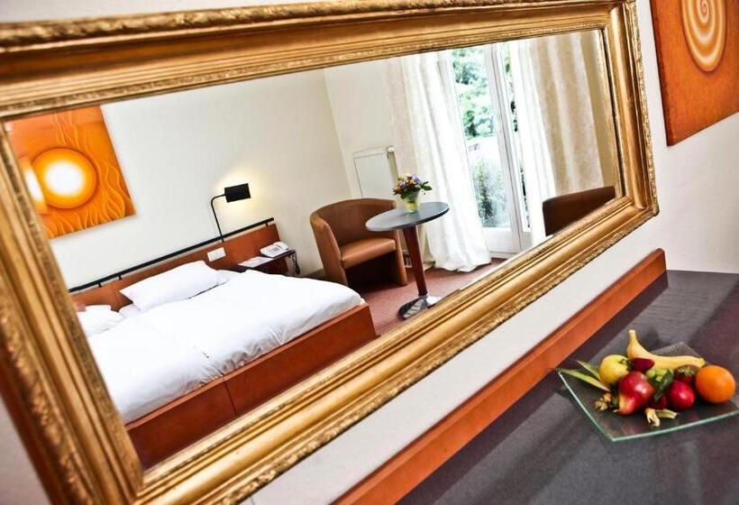 Hotel Schloss Reinach