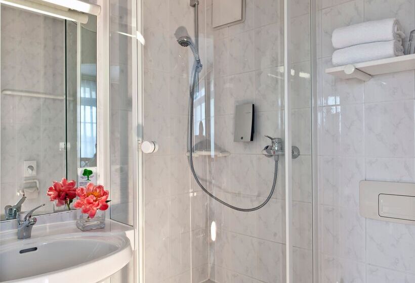 Hotel Tryp By Wyndham Munich North