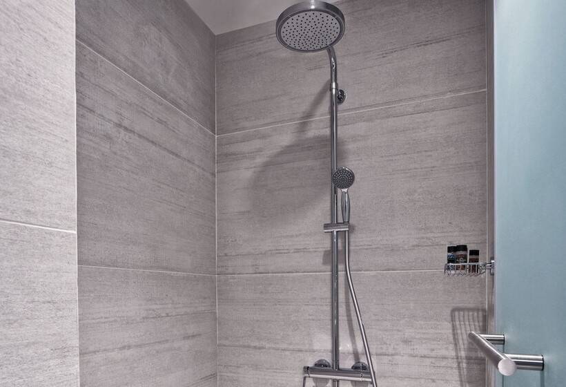 Отель Achilleas