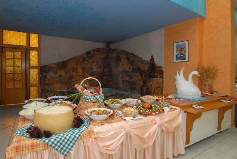 Hotelli Irene Palace Beach Resort