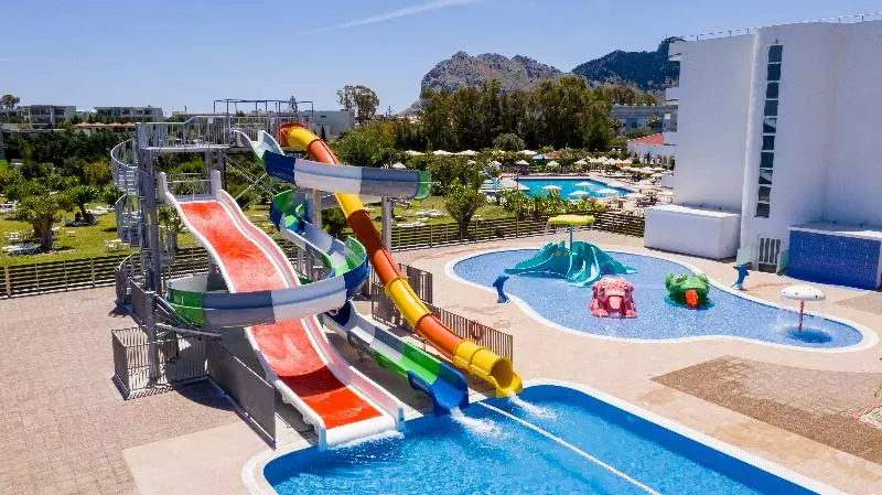 Hotelli Irene Palace Beach Resort