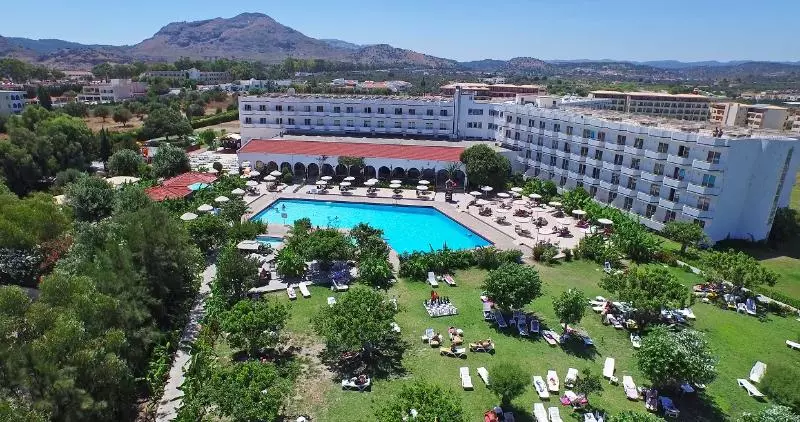 Hotelli Irene Palace Beach Resort