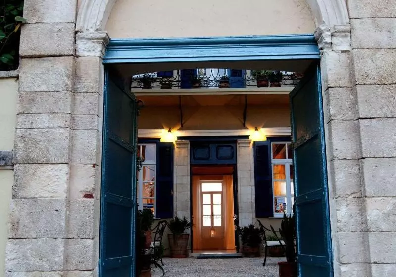 בית מלון כפרי Suites Pandora