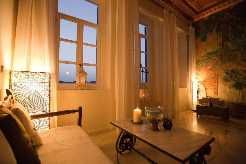 هتل Suites Pandora