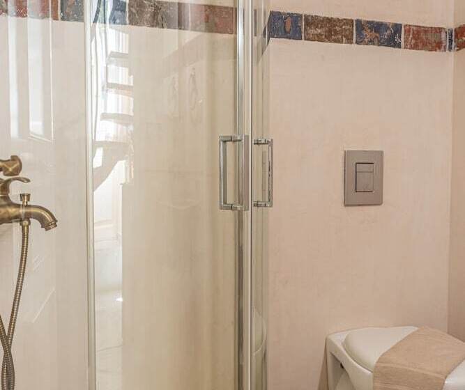 هتل Suites Pandora