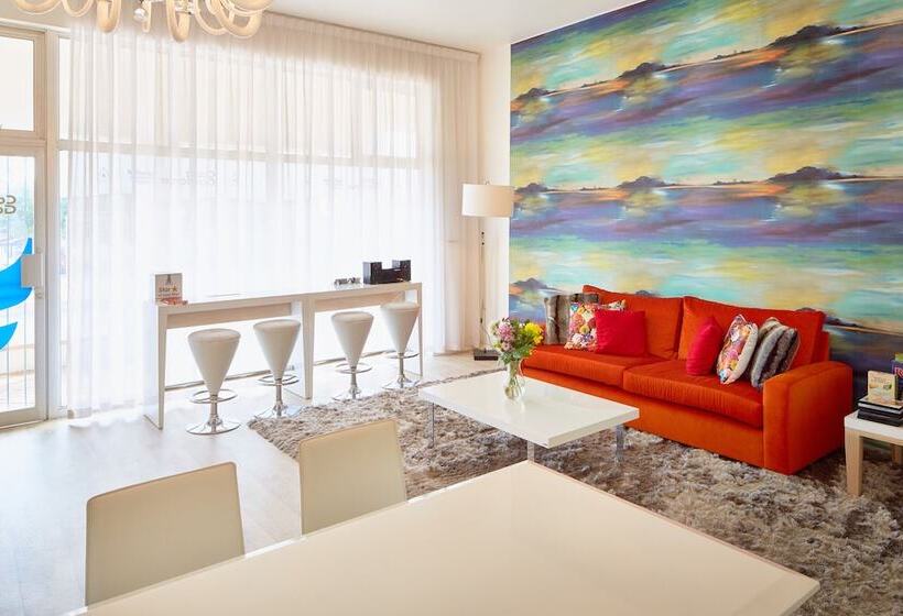 호텔 First Group Cape Gordonia