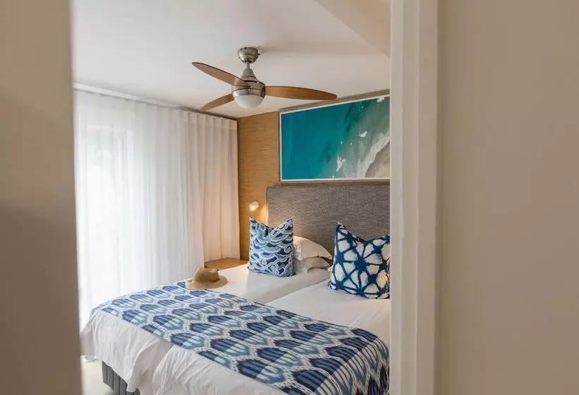 Hotelli First Group Cape Gordonia