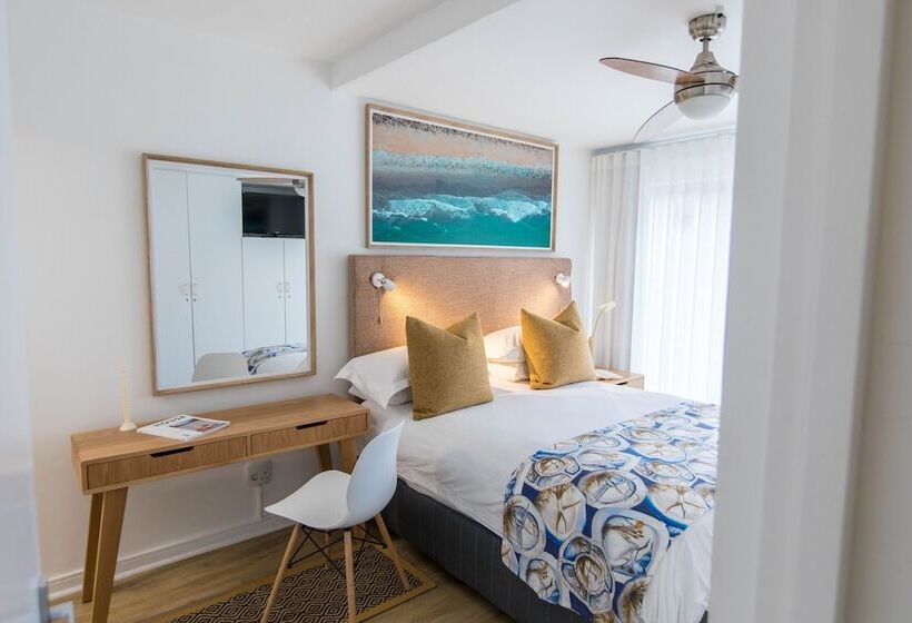 호텔 First Group Cape Gordonia