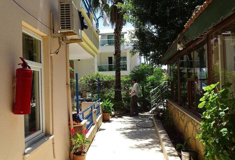 Side Forever Apart Otel