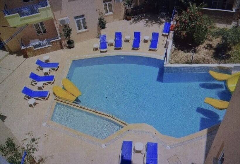 Side Forever Apart Otel