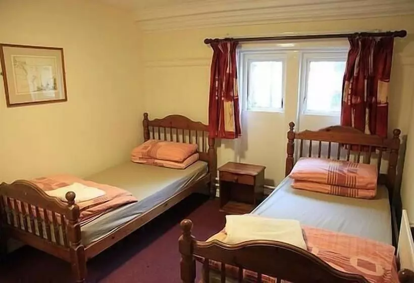 Kinlay House Hostel