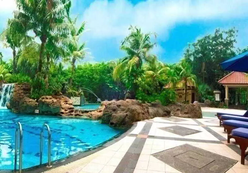 هتل Grand Tropic Suites