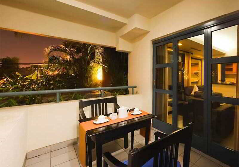 Hotel Grand Tropic Suites