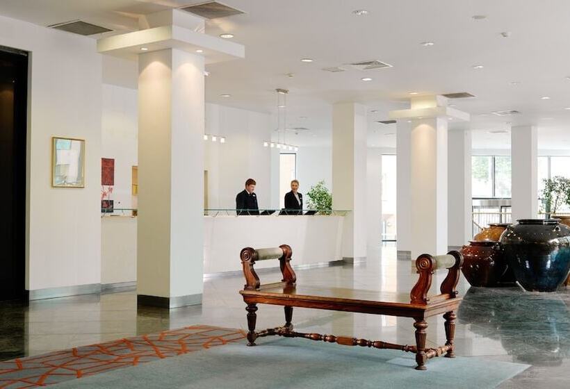 Herbert Park Hotel And Park Residence