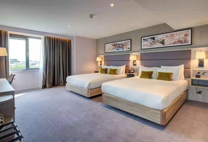 호텔 Hilton Garden Inn Dublin City Centre