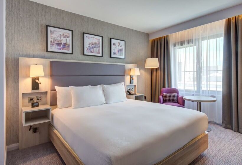 בית מלון כפרי Hilton Garden Inn Dublin City Centre