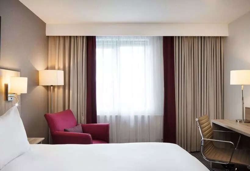 호텔 Hilton Garden Inn Dublin City Centre