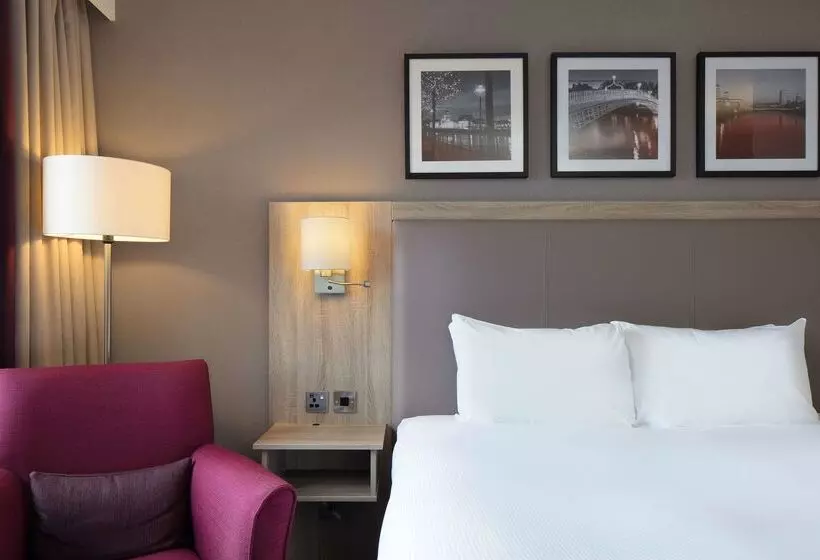 호텔 Hilton Garden Inn Dublin City Centre