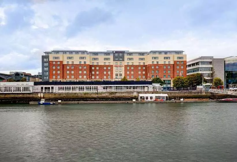 호텔 Hilton Garden Inn Dublin City Centre