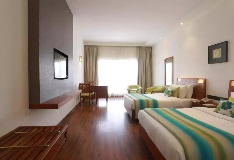 ホテル The Avenue Regent