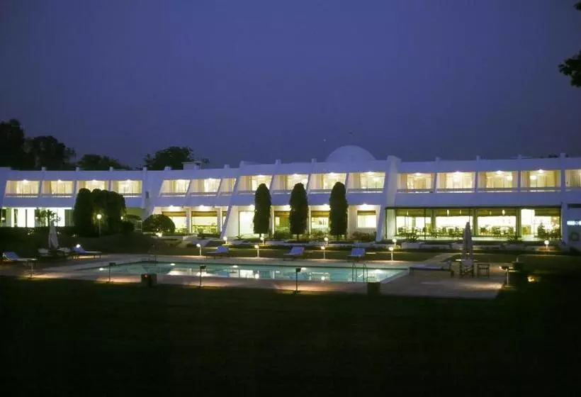 Radisson Jass Hotel, Khajuraho