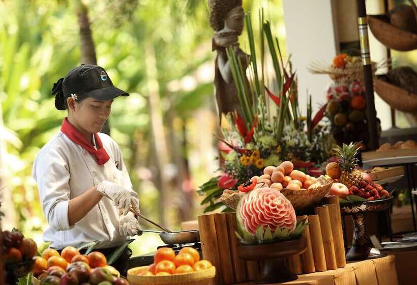 ホテル The Seminyak Beach Resort & Spa