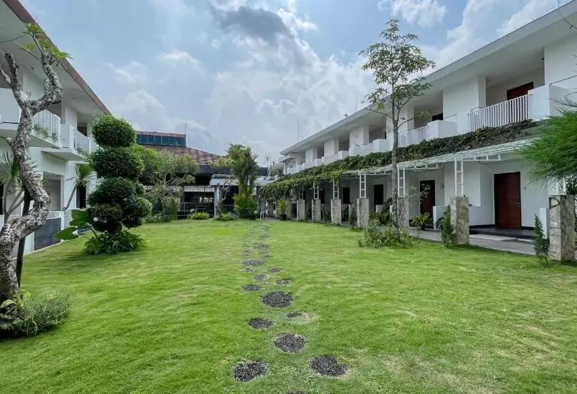 Lpp Convention Hotel Demangan