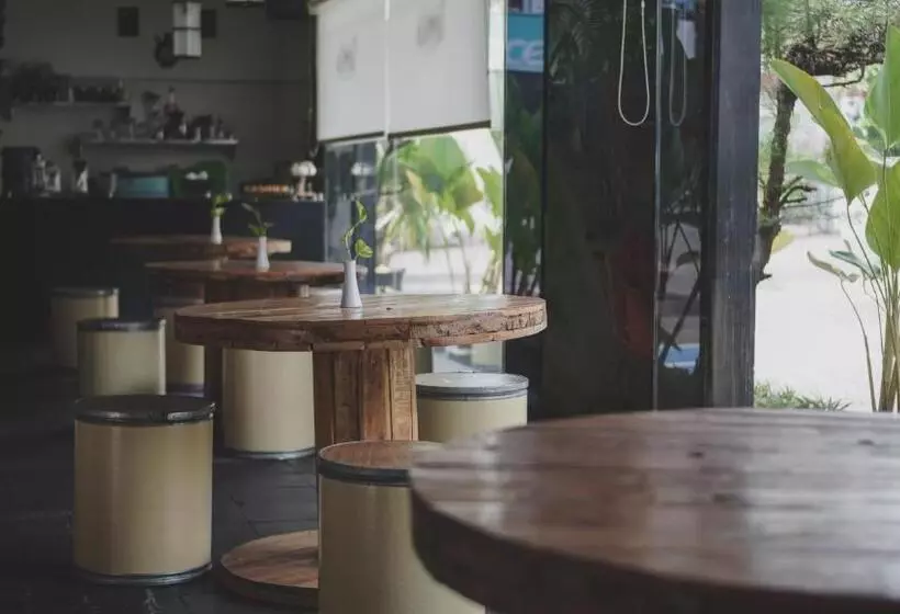 Lpp Convention Hotel Demangan