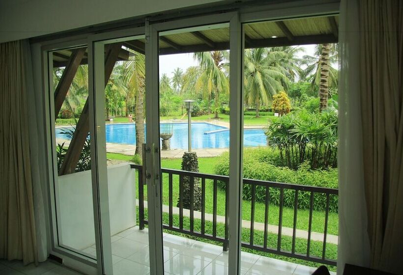 Отель Grand Elty Krakatoa